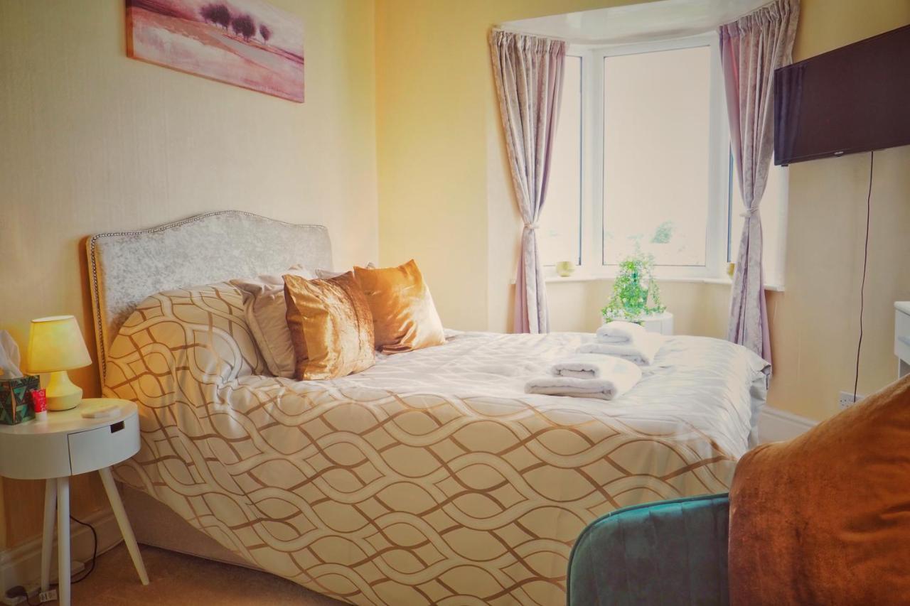 Alma Cliffe Guest House Barnoldswick Bagian luar foto
