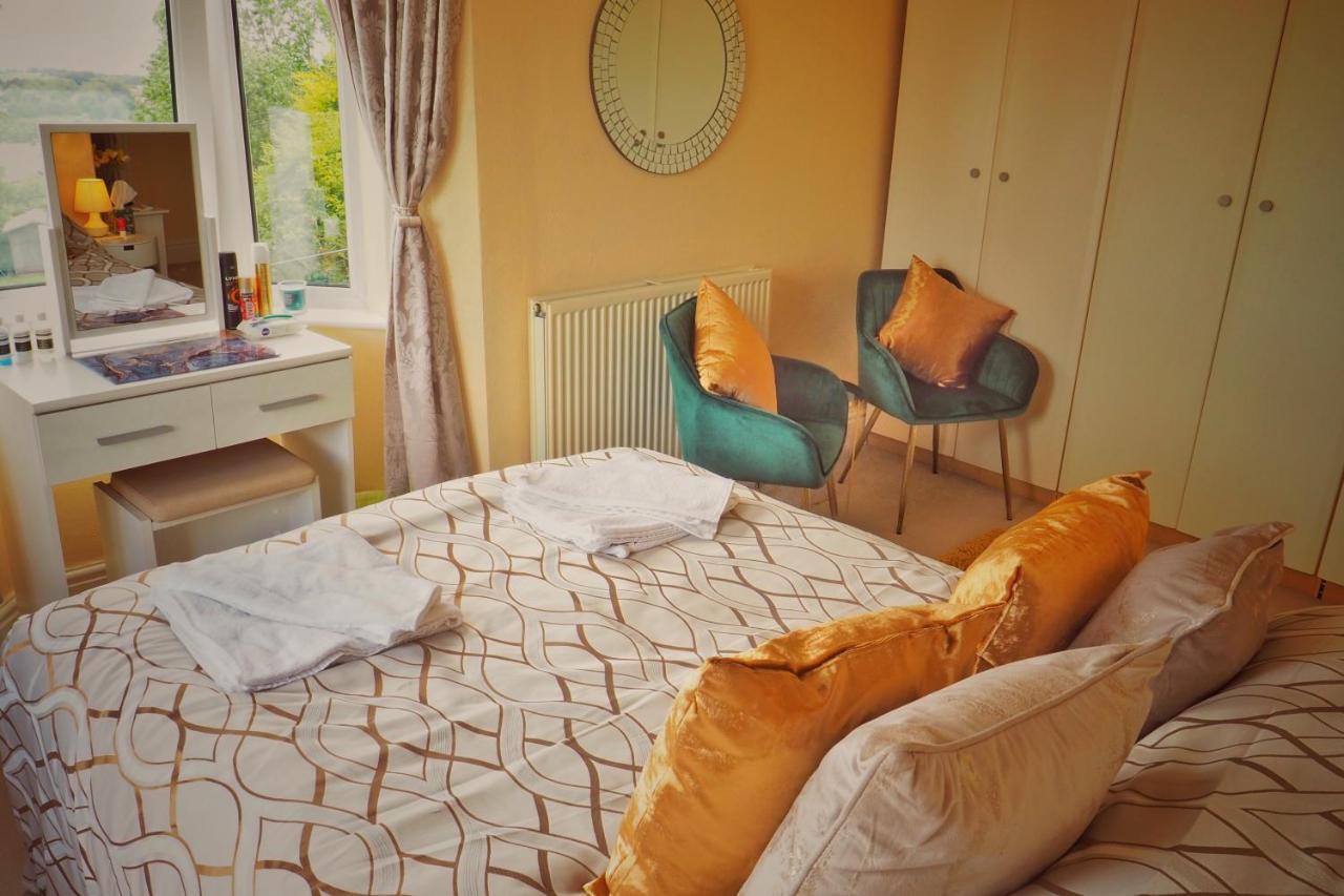 Alma Cliffe Guest House Barnoldswick Bagian luar foto