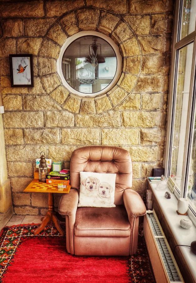 Alma Cliffe Guest House Barnoldswick Bagian luar foto